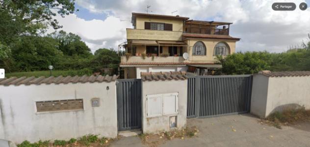 appartamento in vendita a Roma in zona Infernetto