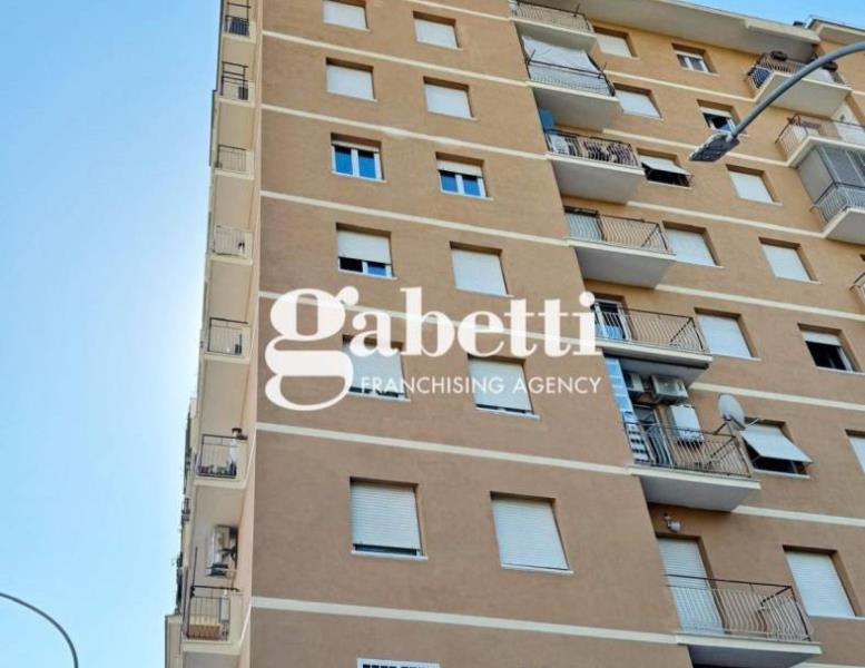 casa indipendente in vendita a Roma in zona Collatino