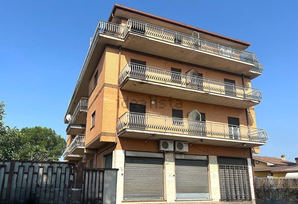 appartamento in vendita a Roma in zona Borghesiana