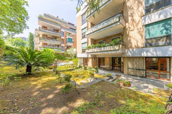 appartamento in vendita a Roma in zona Della Vittoria