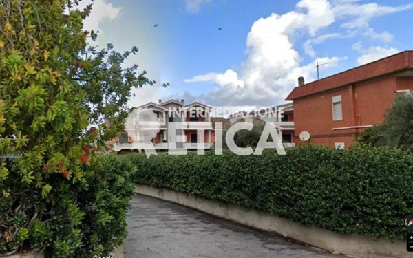 appartamento in vendita a Roma in zona Massimina/Casal Lumbroso