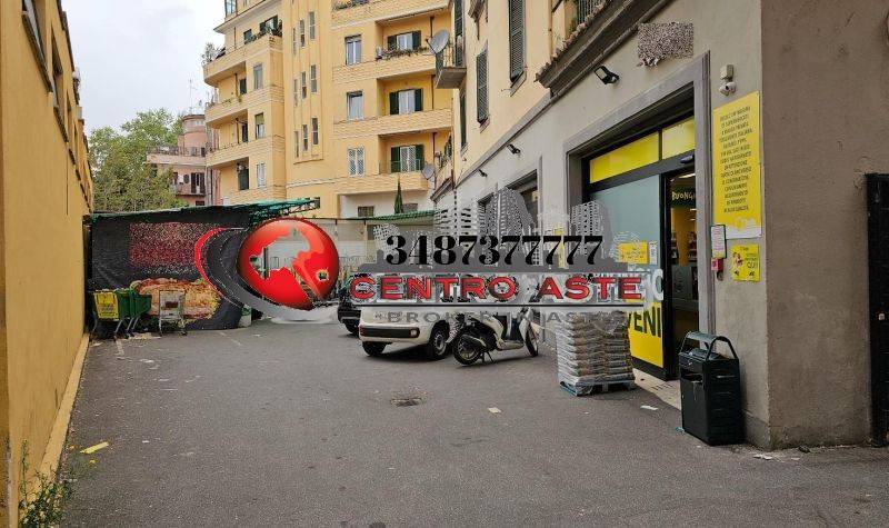 trivano in vendita a Roma in zona San Saba - Ripa