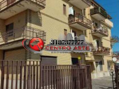 appartamento in vendita a Roma in zona Valle Muricana
