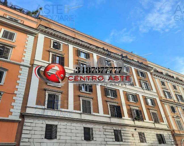 appartamento in vendita a Roma in zona Esquilino