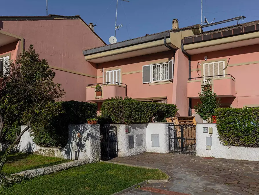 casa indipendente in vendita a Roma