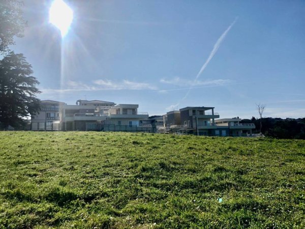 appartamento in vendita a Roma in zona Grottarossa