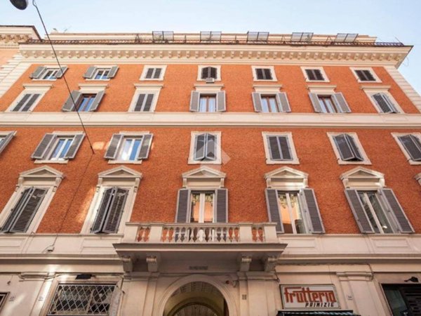 appartamento in vendita a Roma in zona Ludovisi/Sallustiano