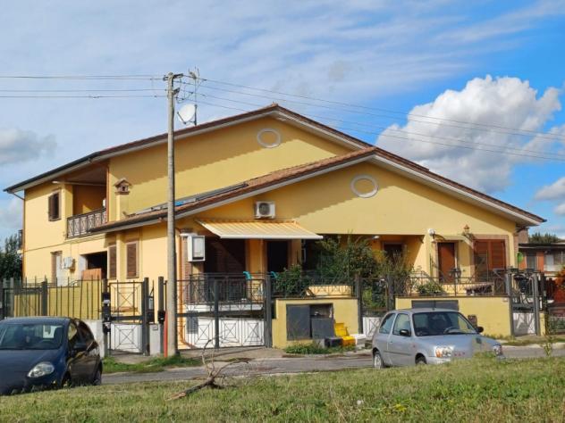 appartamento in vendita a Roma in zona Finocchio
