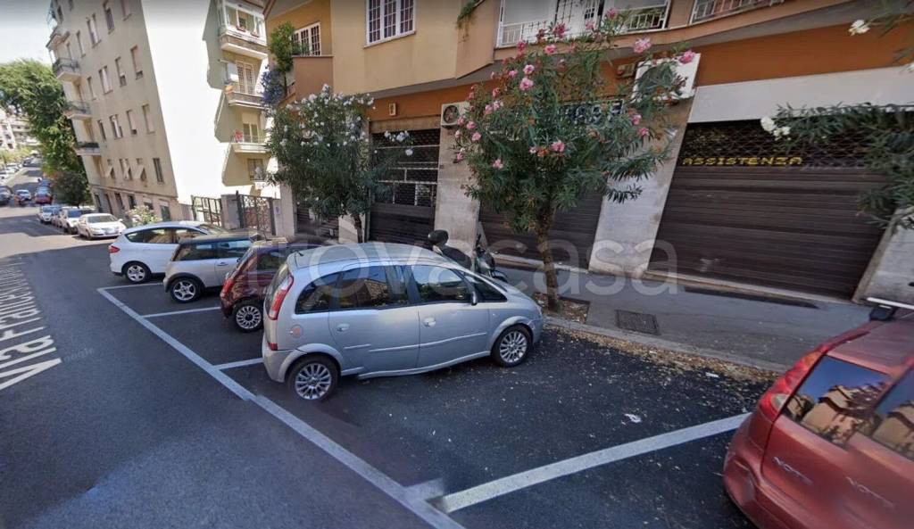 appartamento in vendita a Roma in zona Gianicolense