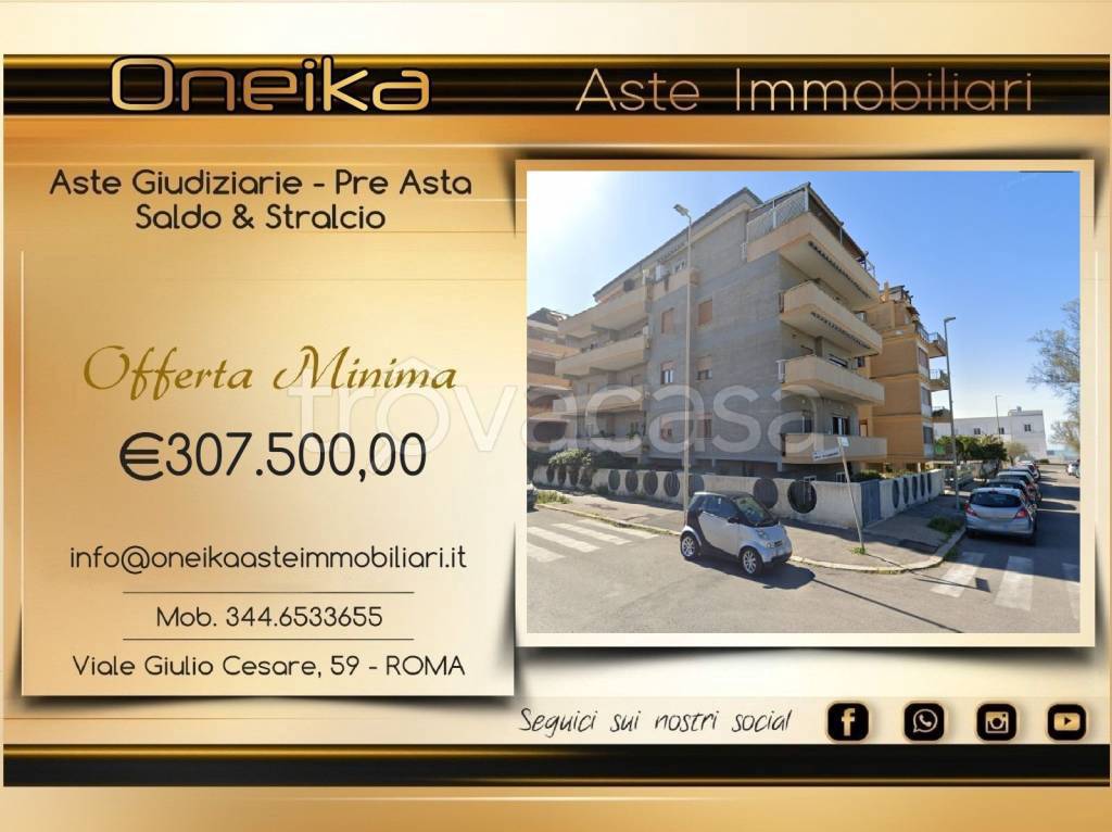 appartamento in vendita a Roma in zona Ostia