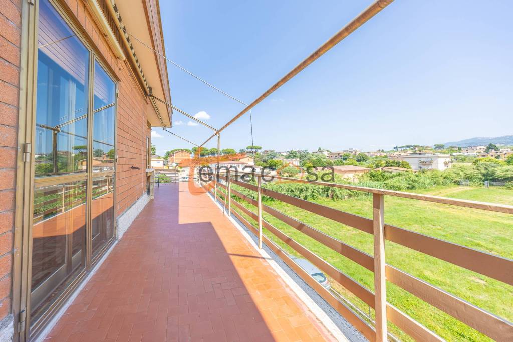 appartamento in vendita a Roma in zona Borghesiana