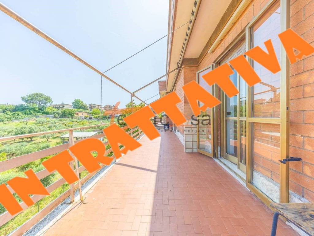 appartamento in vendita a Roma in zona Borghesiana
