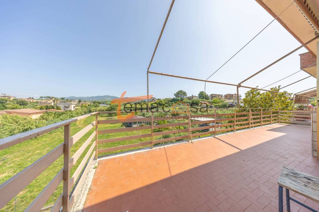 appartamento in vendita a Roma in zona Borghesiana