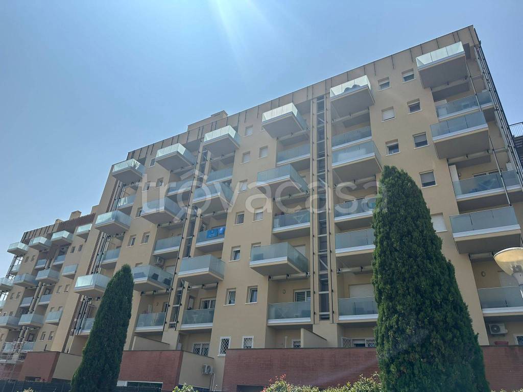 appartamento in vendita a Roma in zona Ostia