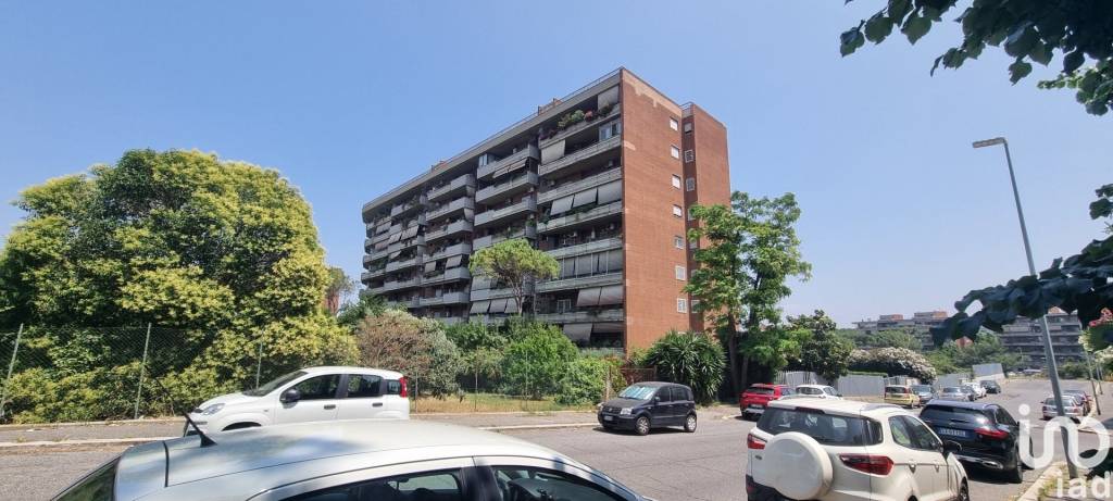 appartamento in vendita a Roma in zona Torrino