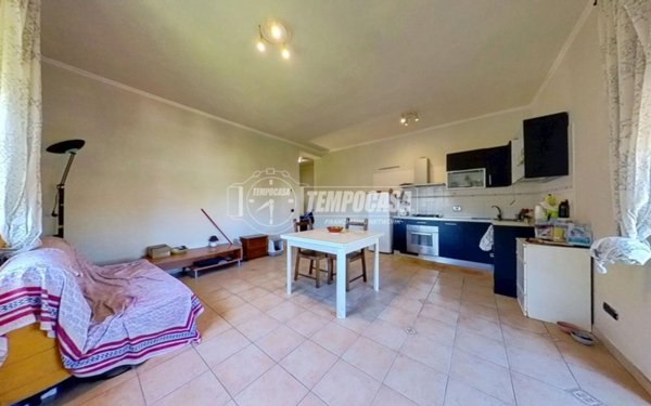appartamento in vendita a Roma in zona Acilia