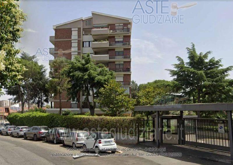 appartamento in vendita a Roma in zona Torrino