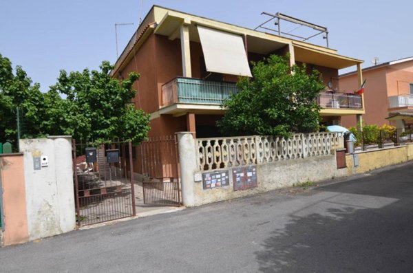 appartamento in vendita a Roma in zona Ostia