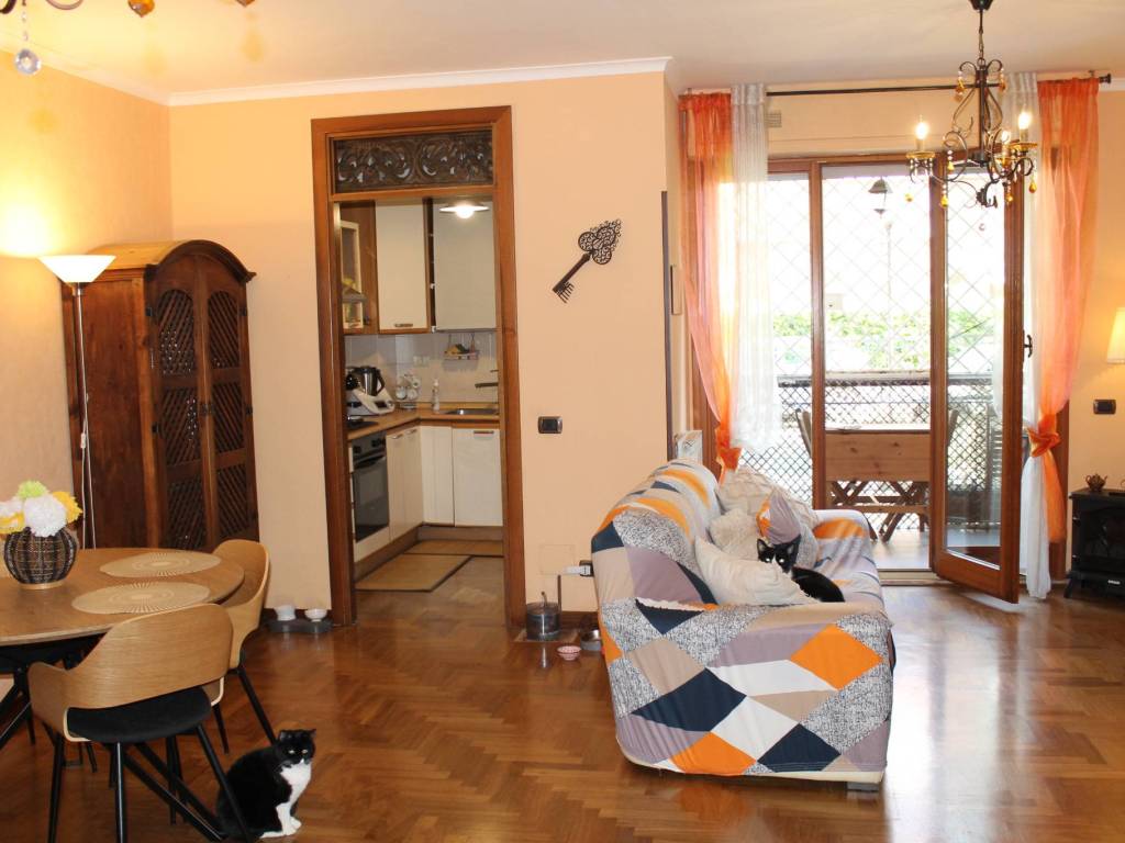 appartamento in vendita a Roma in zona Giuliano Dalmata