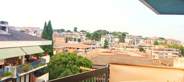 appartamento in vendita a Roma in zona EUR