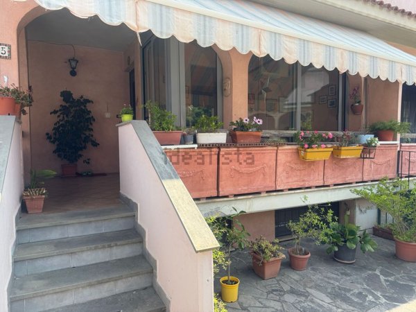 casa indipendente in vendita a Roma in zona Castel di Leva