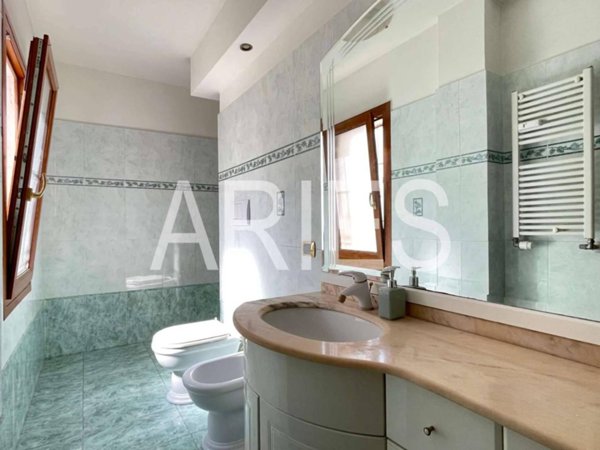 appartamento in vendita a Roma in zona Ostia