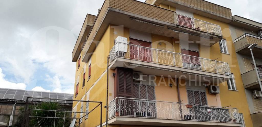 appartamento in vendita a Roma in zona Borghesiana