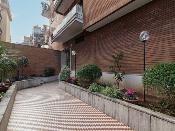 appartamento in vendita a Roma in zona Portuense