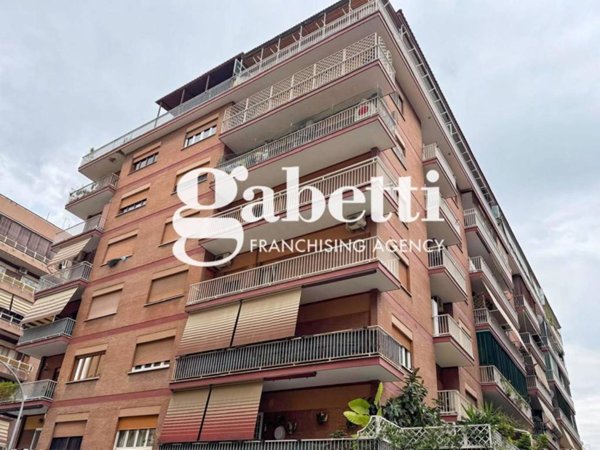 appartamento in vendita a Roma in zona Collatino