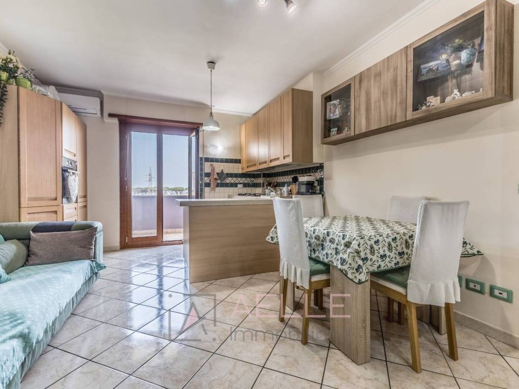 appartamento in vendita a Roma in zona Dragoncello