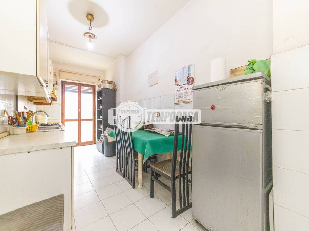 appartamento in vendita a Roma in zona Tuscolano