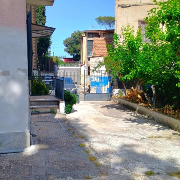 appartamento in vendita a Roma in zona Labaro
