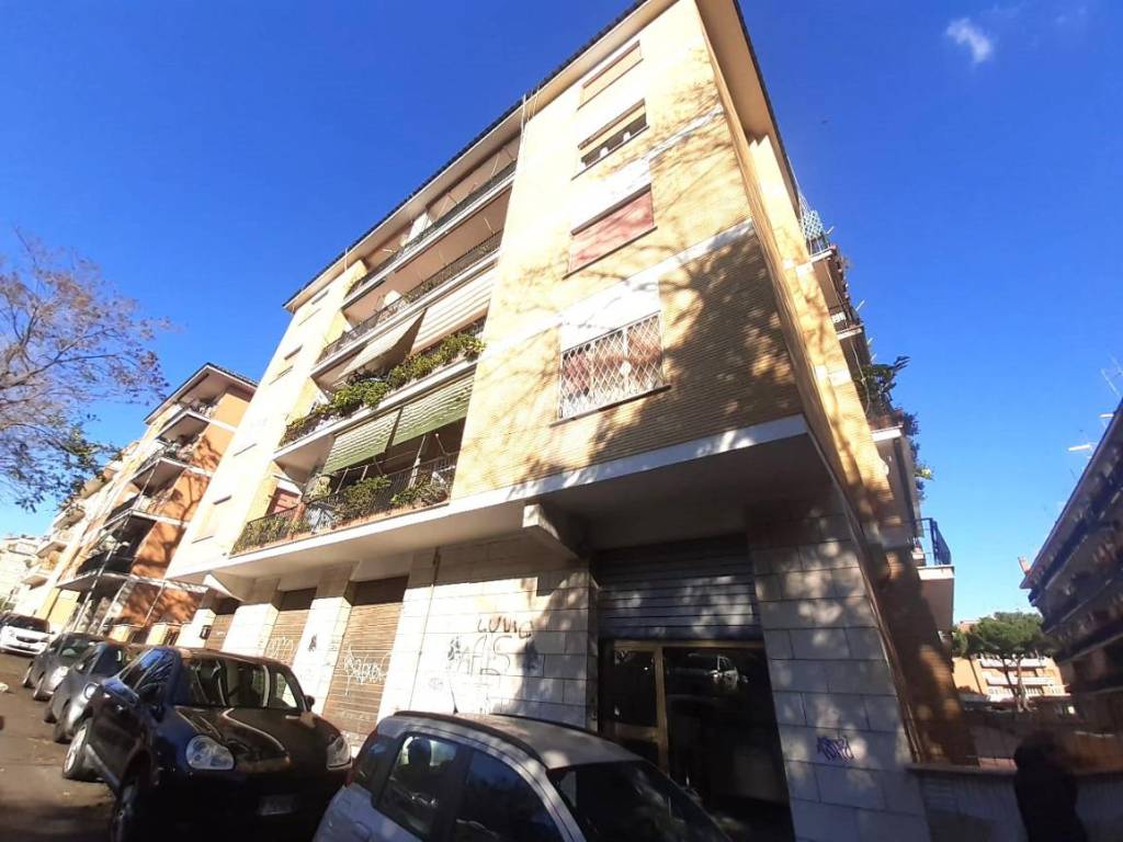 monolocale in vendita a Roma in zona Portuense