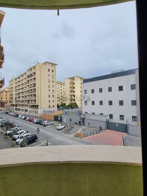 appartamento in vendita a Roma in zona Appio Latino