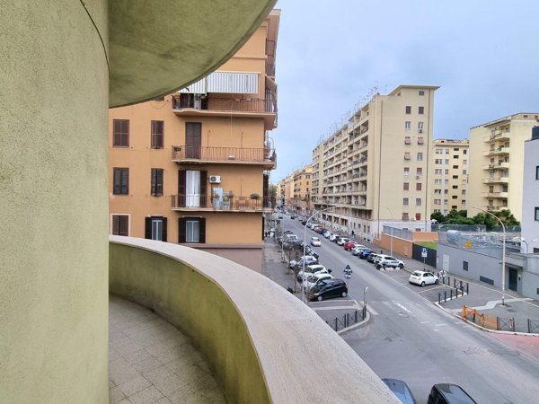 appartamento in vendita a Roma in zona Appio Latino