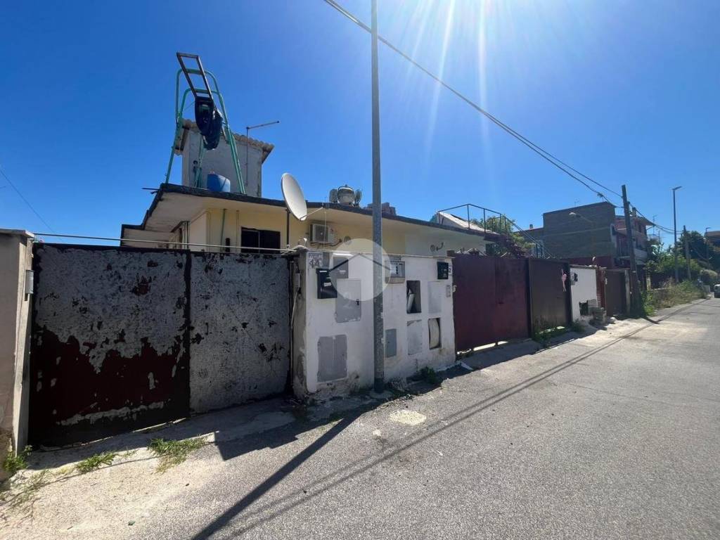 appartamento in vendita a Roma in zona Castelverde