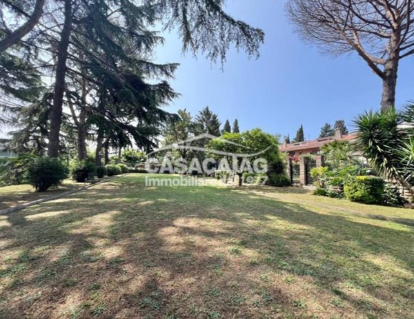 appartamento in vendita a Roma in zona Acilia