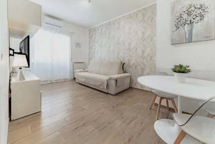 appartamento in vendita a Roma in zona Ostiense
