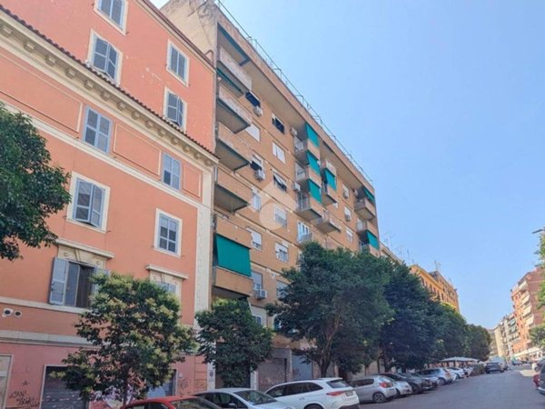 appartamento in vendita a Roma in zona Tuscolano