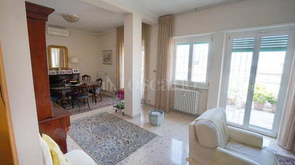 appartamento in vendita a Roma in zona Ardeatino