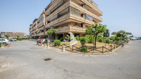 appartamento in vendita a Roma in zona Ponte di Nona