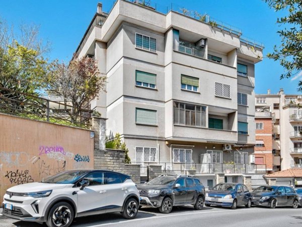 ufficio in vendita a Roma in zona Portuense