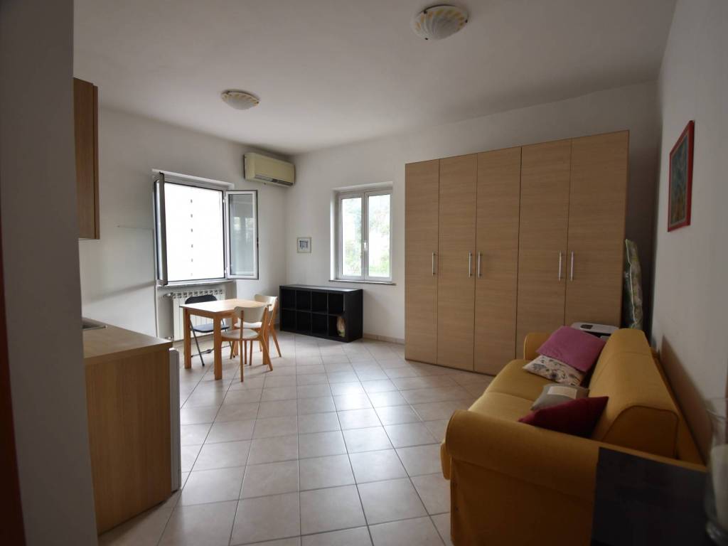 appartamento in vendita a Roma in zona Tor Vergata/Torrenova