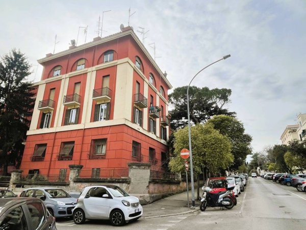 appartamento in vendita a Roma in zona Gianicolense