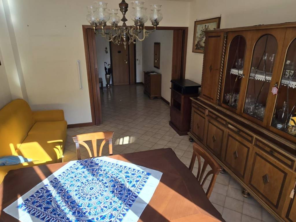 appartamento in vendita a Roma in zona Ostia