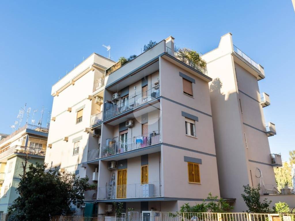appartamento in vendita a Roma in zona Torrevecchia