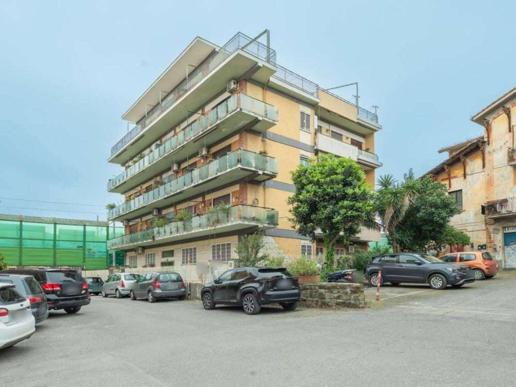 appartamento in vendita a Roma in zona Prima Porta
