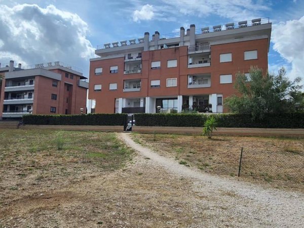 appartamento in vendita a Roma in zona Ponte Mammolo