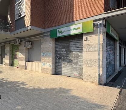 negozio in vendita a Roma in zona Monte Sacro/Talenti
