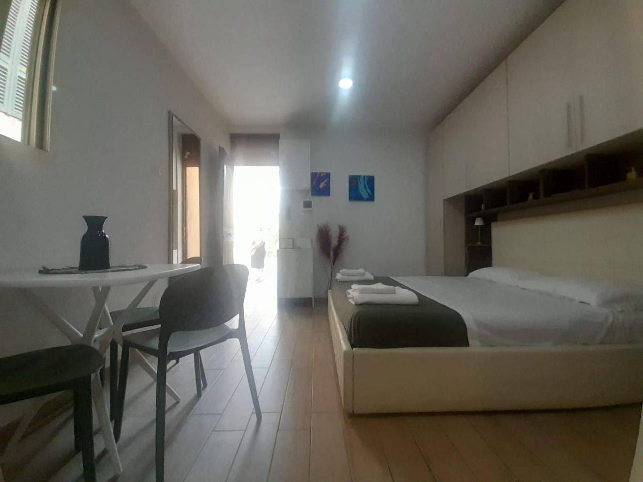 appartamento in vendita a Roma in zona Appio Latino